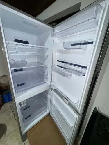 Geladeira Eletrolux 490L Inverse- 2 portas, 127v