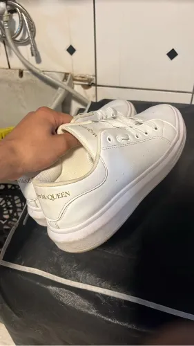 Tênis mcqueen zara