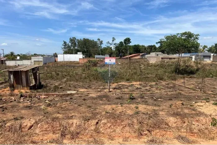 Terreno 330m² no Setor Bela Vista em São Félix do Xingu - Pará: Investimento Ideal!
