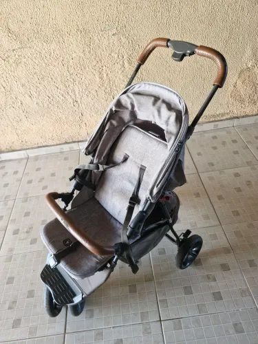 Carrinho de bebê