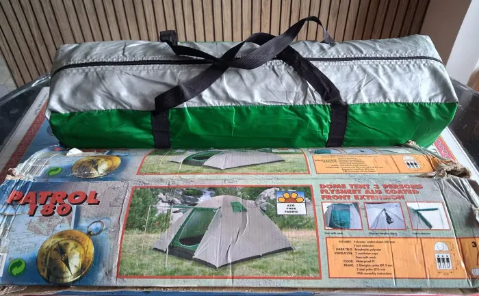 Barraca para camping "IGLO" para 3 pessoas com avance dianteiro.