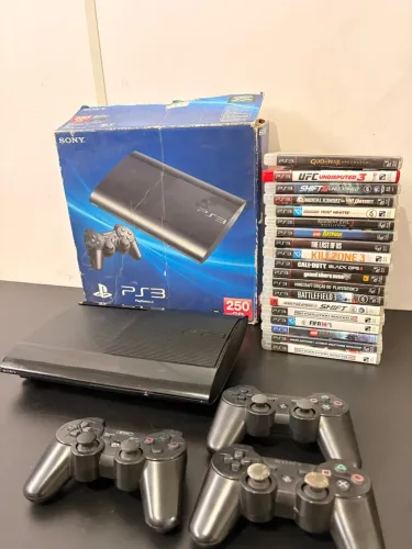 Ps3 super slim + jogos físicos 