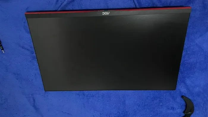Monitor AOC Viper 24" 165Hz COM DEFEITO NA TELA/PAINEL