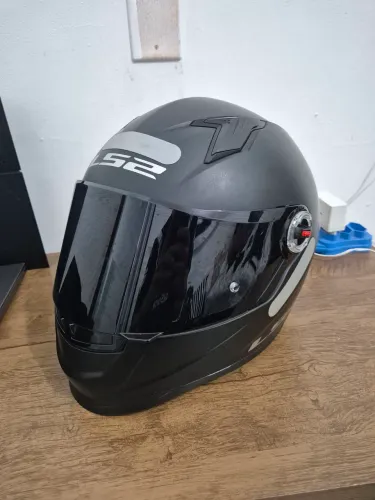 Ls2 preto fosco Tam 60