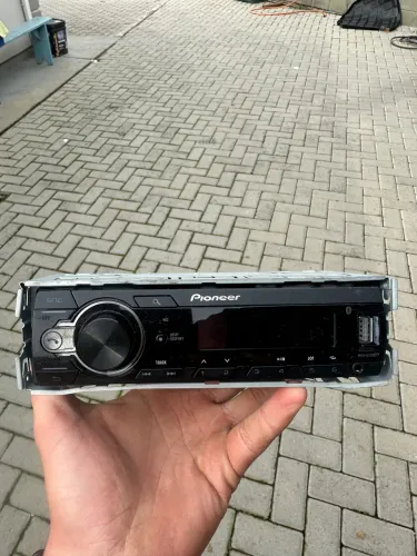 RÁDIO PIONEER COM BLUETOOTH MVH-S218BT