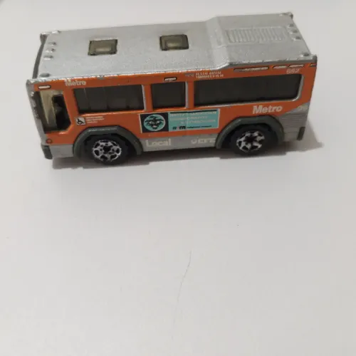 Matchbox City Bus  Número 33 Escala 1:64