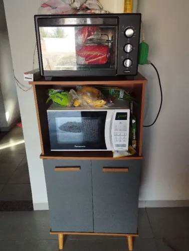 Armarinho+microondas+forno elétrico