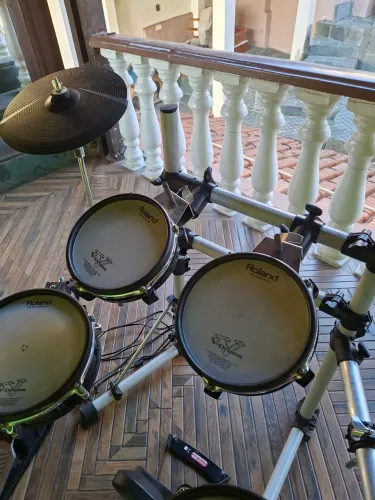 Bateria modelo Td9 da Roland