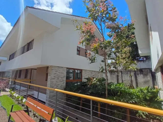 Casa no Poço da Panela com 258m² com elevador em condomínio privado , 4 vagas com estação 