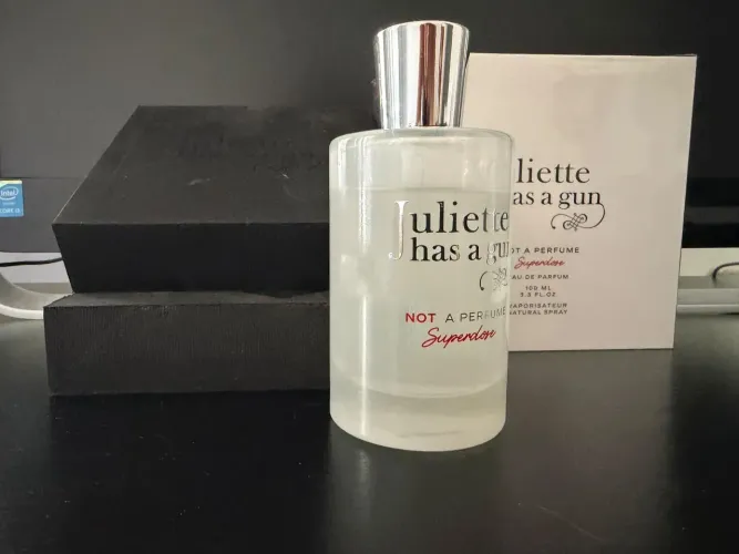 Juliette has a gun Not a perfume Superdose