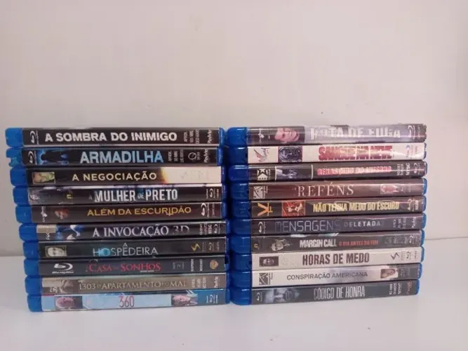 20 dvd´s Blu-ray --- filme suspense títulos na descrição.