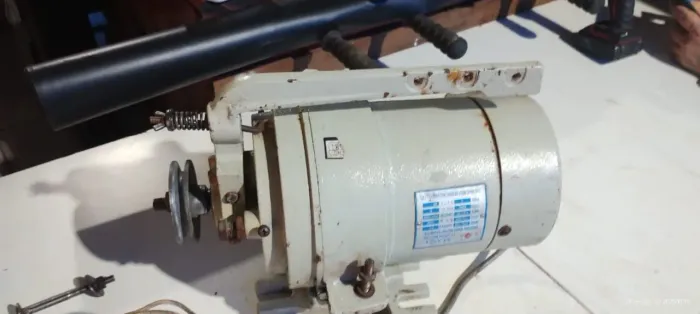 MOTOR PARA MÁQUINA DE COSTURA INDUSTRIAL