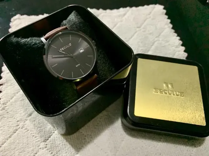 Relógio Seculus Preto (NOVO, na caixa.)