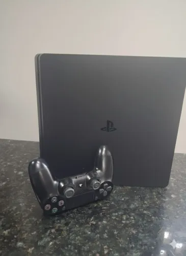 Ps4 slim hd 500