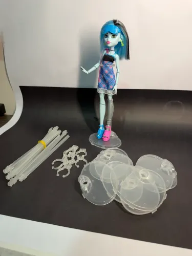 10 Suportes transparentes Monster High e Barbie