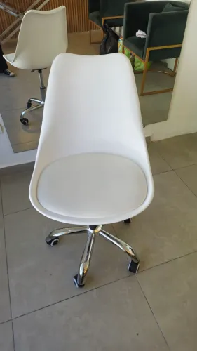 Cadeira Giratória Branca