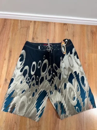 Bermuda static blue 