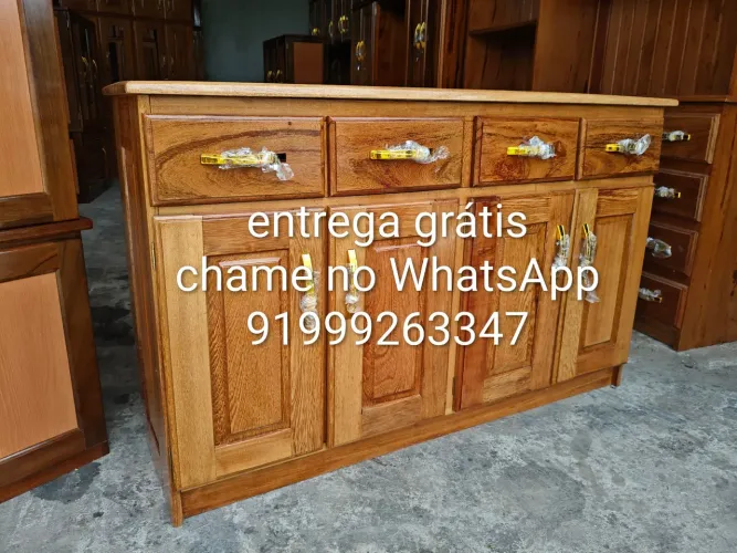 Balcão de cozinha 4 portas todo de madeira