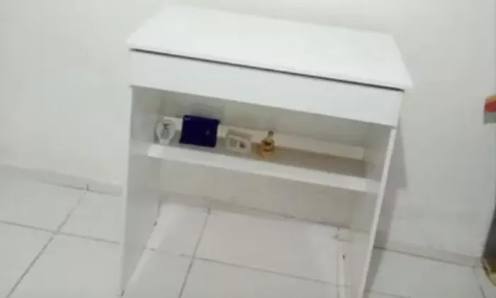 Mesa (escrivaninha)