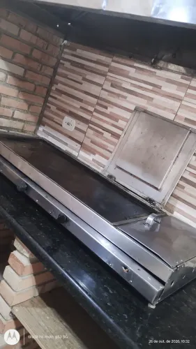 Vende-se chapa de inox para lanche