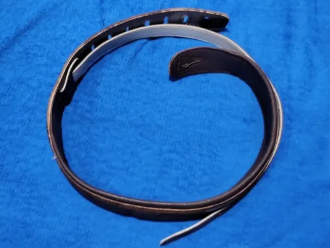 Correia de Couro para Guitarra