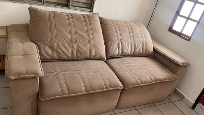 Sofá retrátil