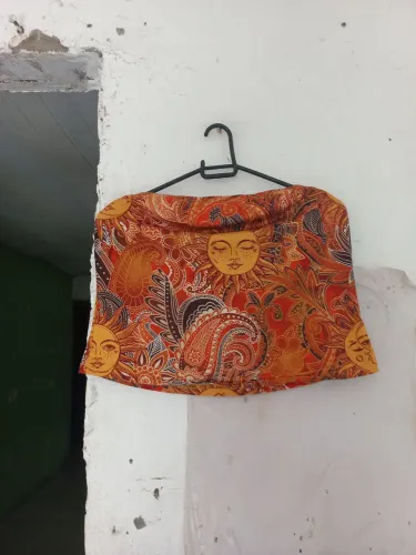 Cropped shein tam U 