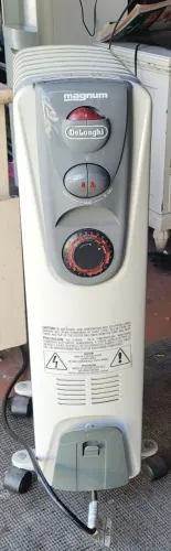 Aquecedor elétrico a óleo Delonghi 127v