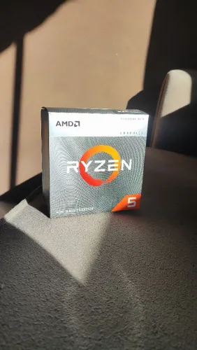 ?Vendo Kit Ryzen 5 4600G + A520M UpGamer + 16GB ram MacroVip 3200mhz CL22