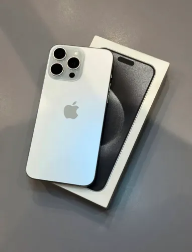 iPhone 15 Pro Max 256GB - ( Semi- Novo )