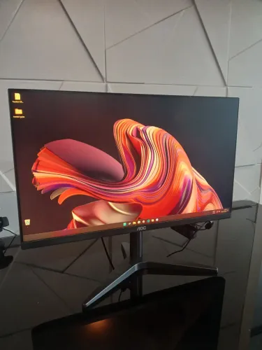 Monitor AOC 24 LCD + Braço mecânico Nimbo 100