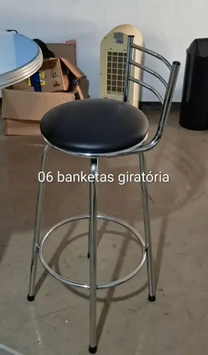 BANQUETA giratória resistente para bar ou escritório