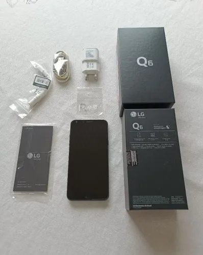 Smartphone LG Q6