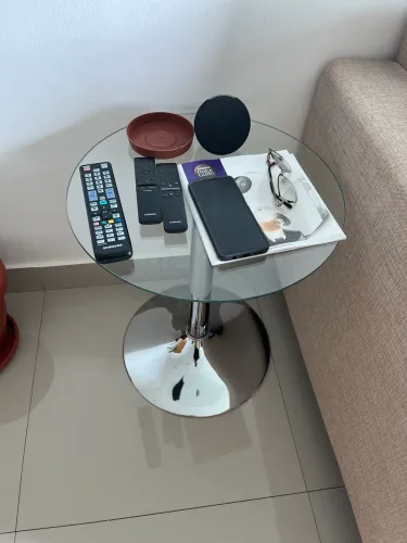 Mesa lateral para sala