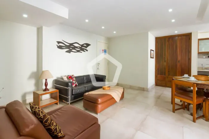 Apartamento em Copacabana - 65m², 1 Vaga