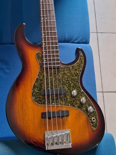 Baixo Samick Greg Bennett 5 Cordas Indonesia