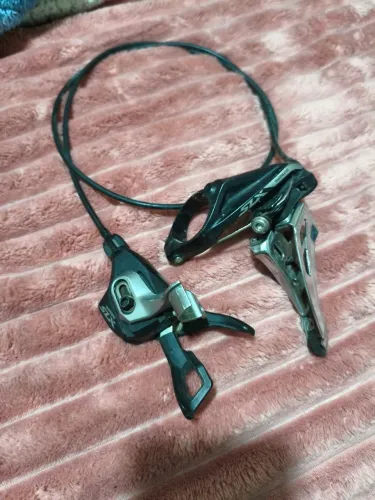 Trocador e câmbio dianteiro SLX M7000