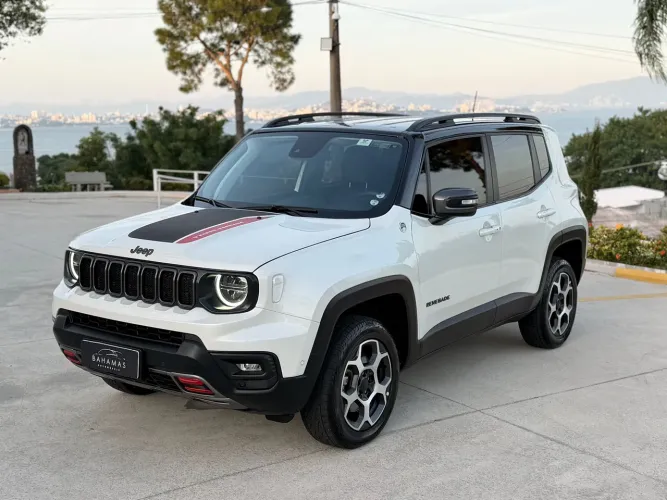 Jeep Renegade Trailhawk T270 1.3 TB Flex Aut. 2025