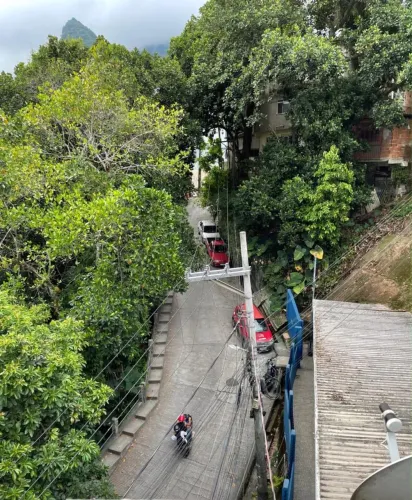 Alugo área nobre da Rocinha