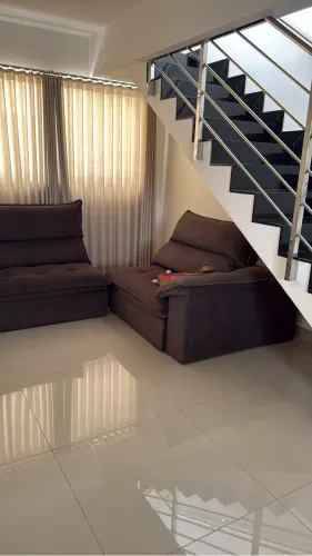 Sofá retrátil