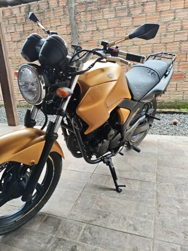 Fazer 250 2006