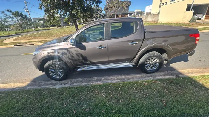 Mitsubishi L200 Triton Sport HPE-S 2.4 CD Dies. AUT 2019