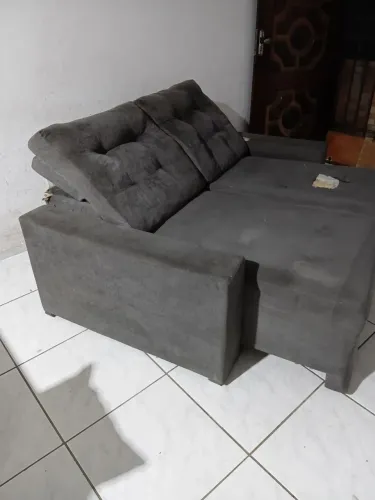 Vendo sofá retraído pra esforma 