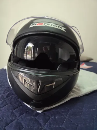 Capacete Norisk articulado