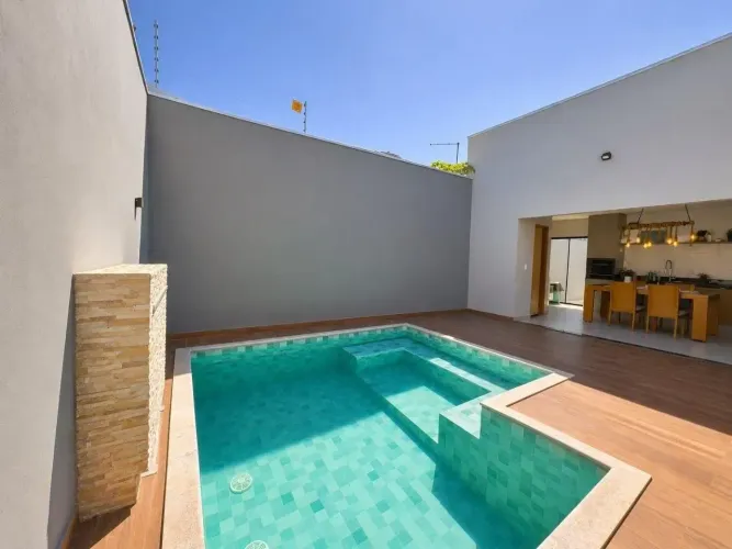 Casa no Parque Brasília com planejados