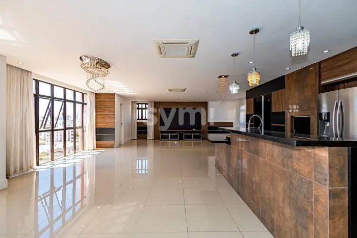 Duplex no Alto da Glória - 308 m2