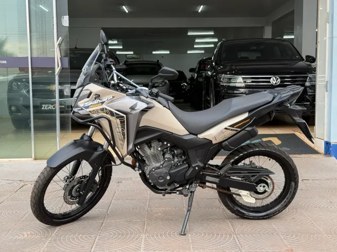 Sahara 300 Adventure 2025