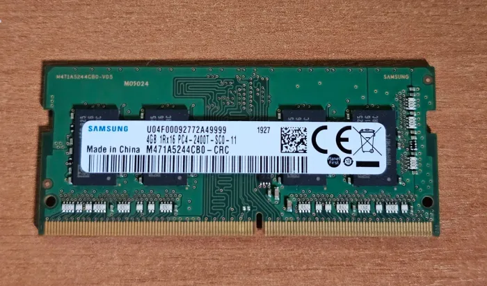 Memória DDR4 4GB Samsung p/ Notebook