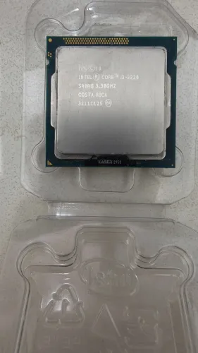 Processador Intel com Vídeo e memórias Kingston 2x4GB DDR3 (total 8gb ram)