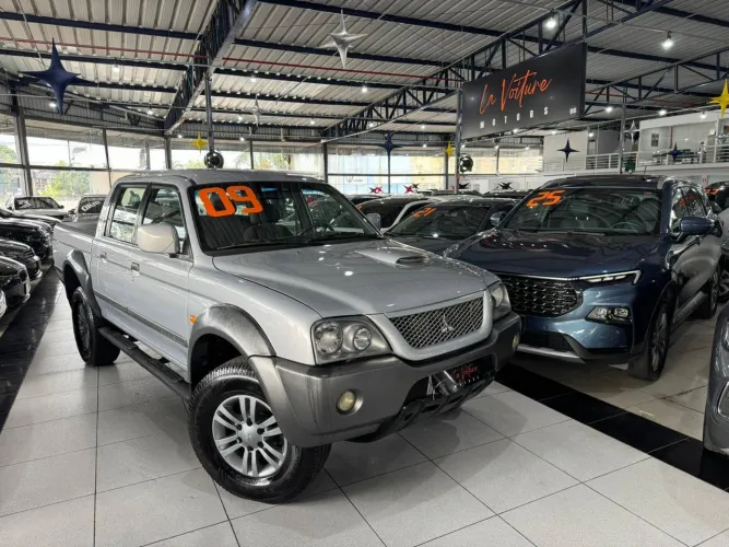Mitsubishi L200 Outdoor HPE 2.5 4X4 CD T.dies. Aut. 2009